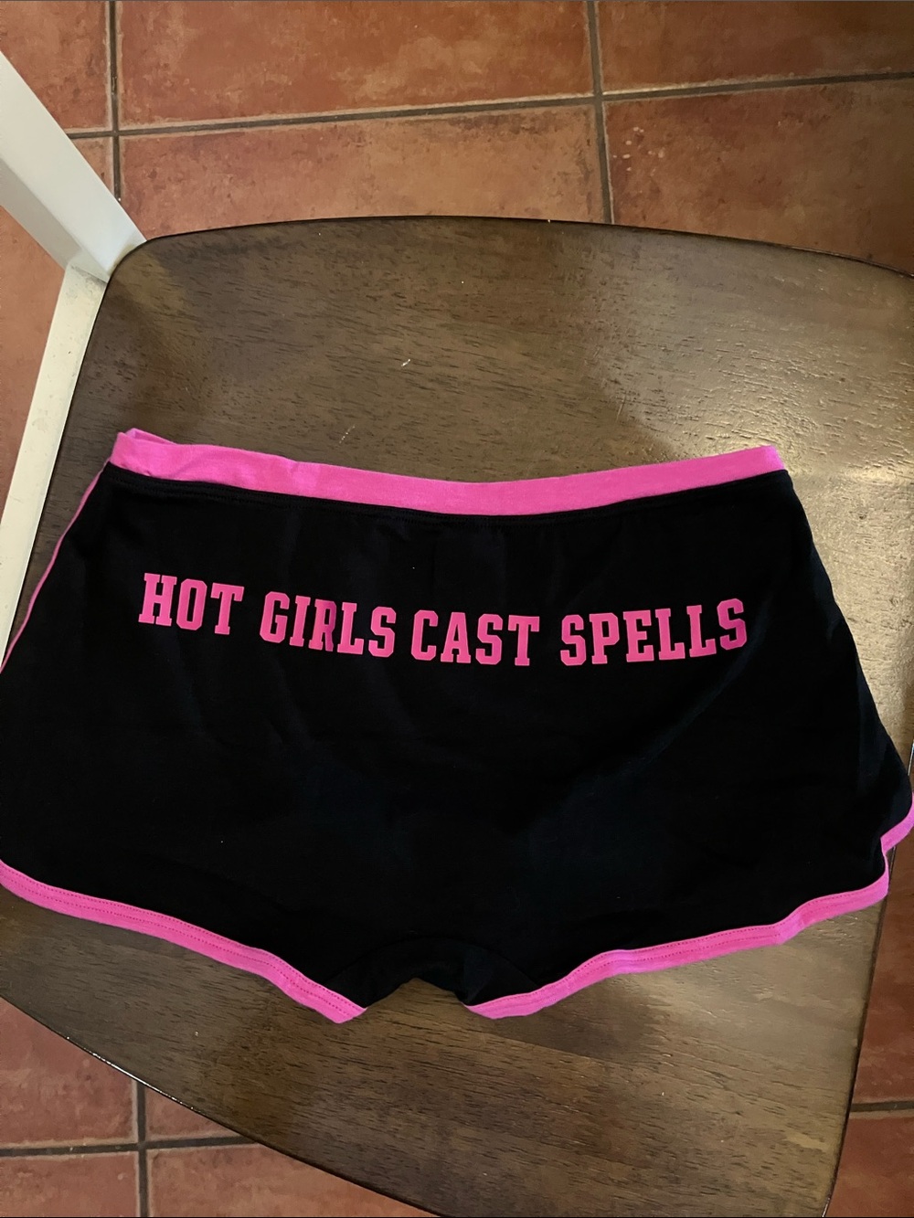 🩷VS PINK Halloween cotton dorm boyshort panty Hot Girls Cast Spells sz M NWT